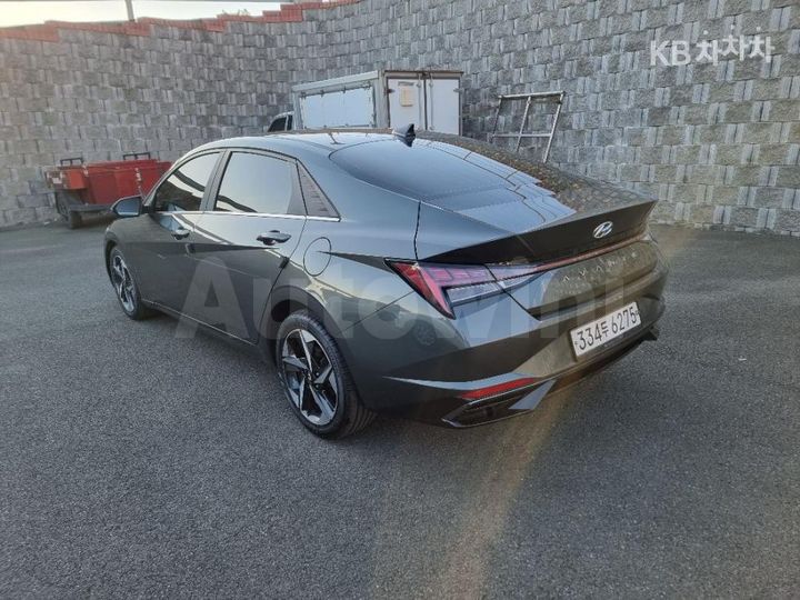 Hyundai Avante 2021 — 4