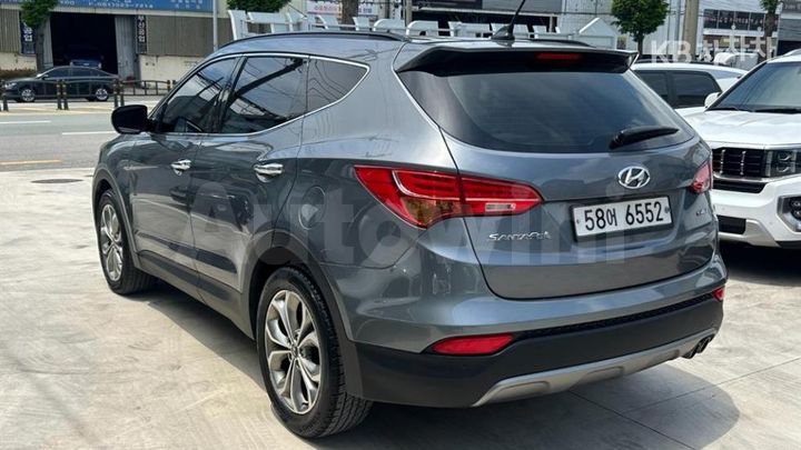 Hyundai SantaFe 2014 — 4