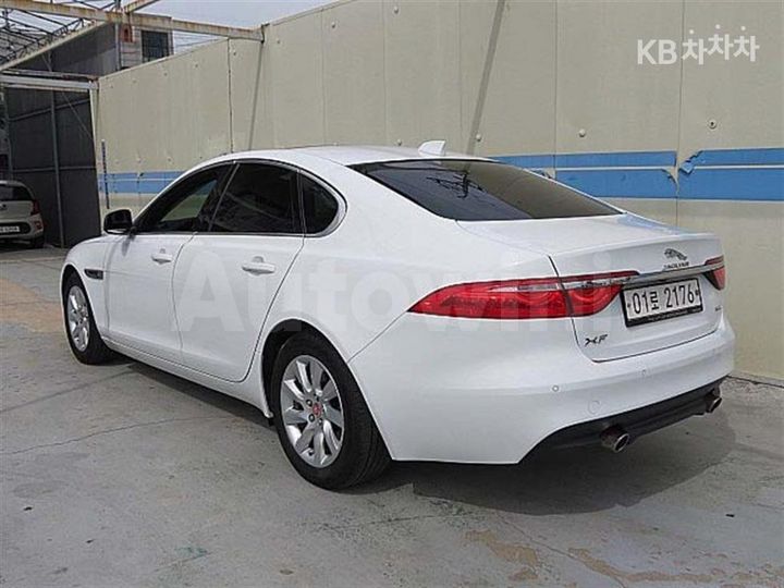 Jaguar XF 2017 — 4
