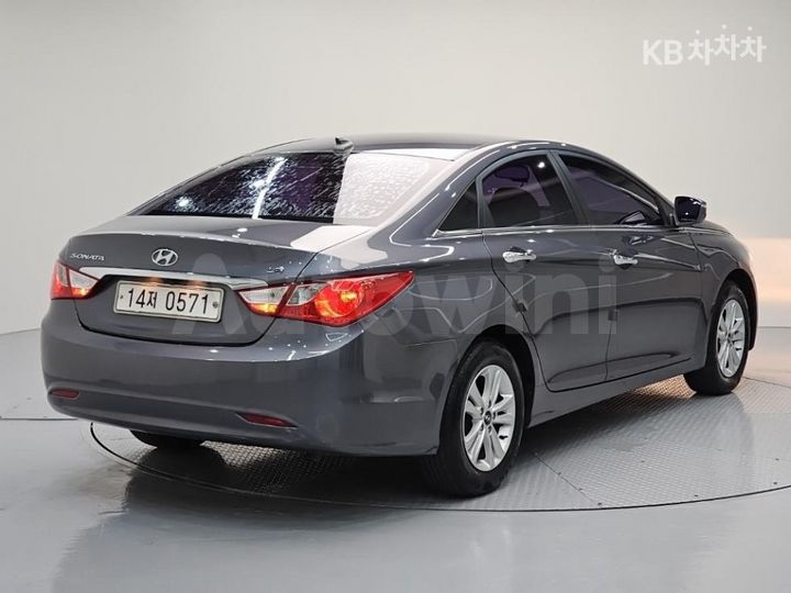 Hyundai Sonata 2012 — 4