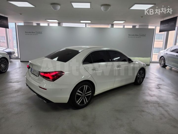 Mercedes Benz A Class 2023 — 4