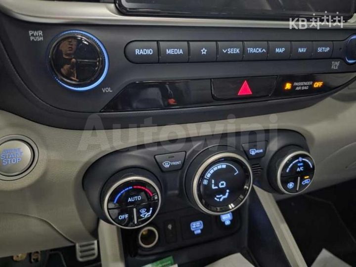 Hyundai Venue 2020 — 3