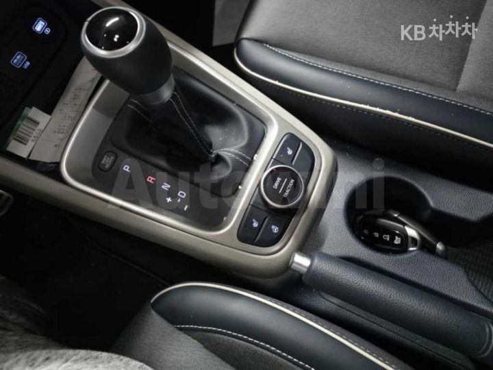 Hyundai Venue 2020 — 4