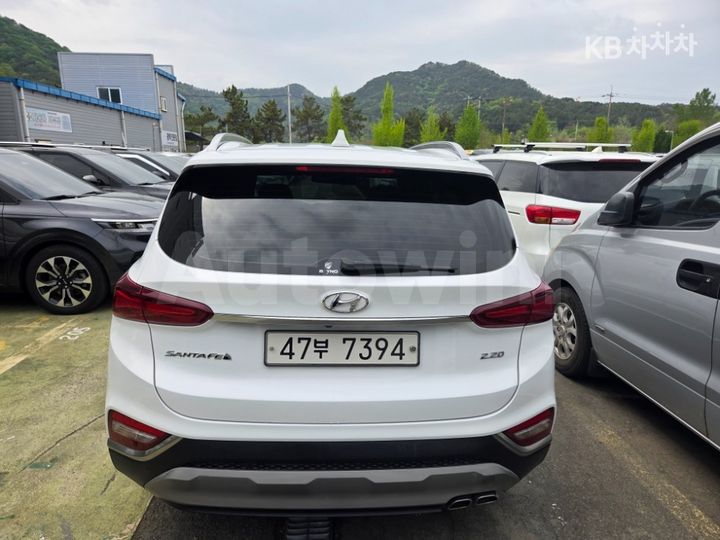Hyundai SantaFe 2019 — 3