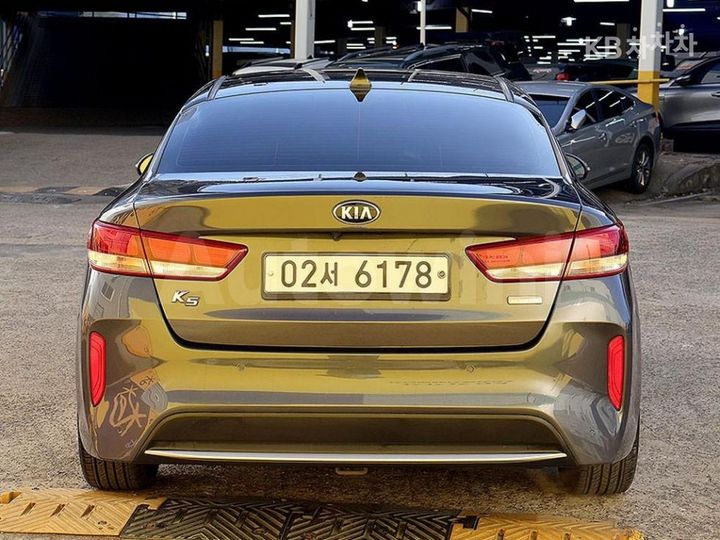 Kia K5 2017 — 3