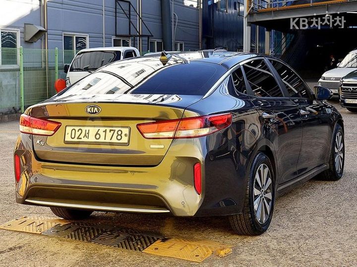 Kia K5 2017 — 4