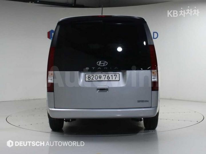 Hyundai Staria 2022 — 4