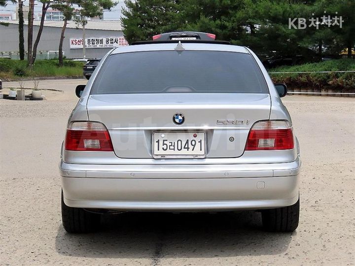 BMW 5 Series 2002 — 4
