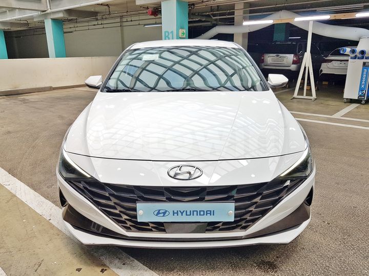 Hyundai Avante 2021 — 3