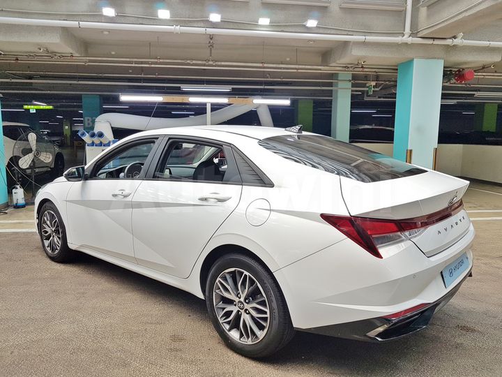 Hyundai Avante 2021 — 5
