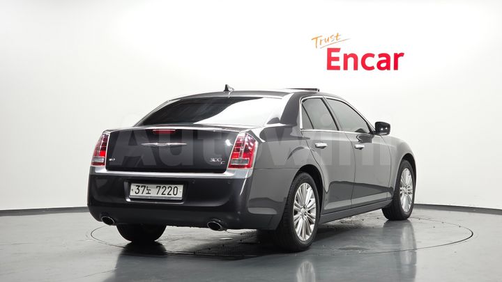 Chrysler 300C 2014 — 2