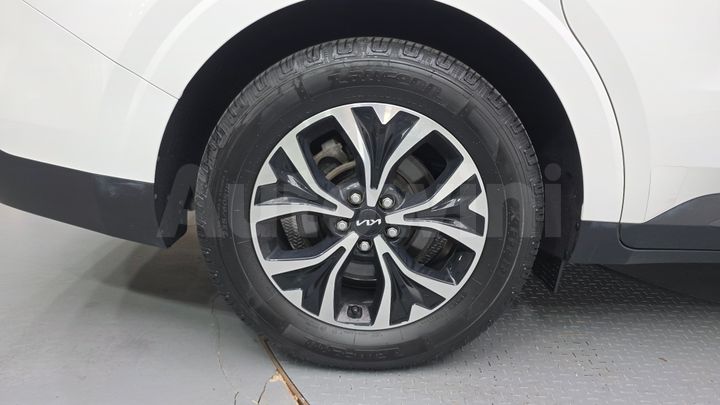 Kia Carnival 2023 — 5