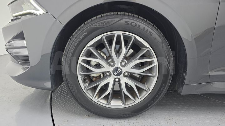 Kia K5 2021 — 5