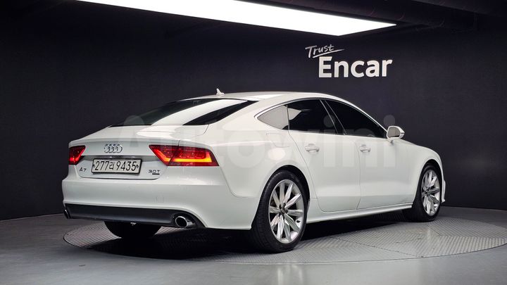 Audi A7 2013 — 2