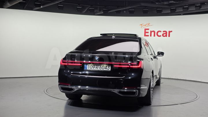 BMW 7 Series 2022 — 4