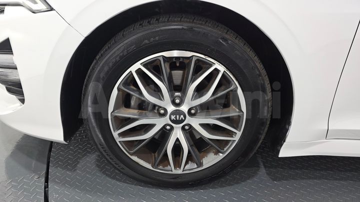 Kia K5 2021 — 5
