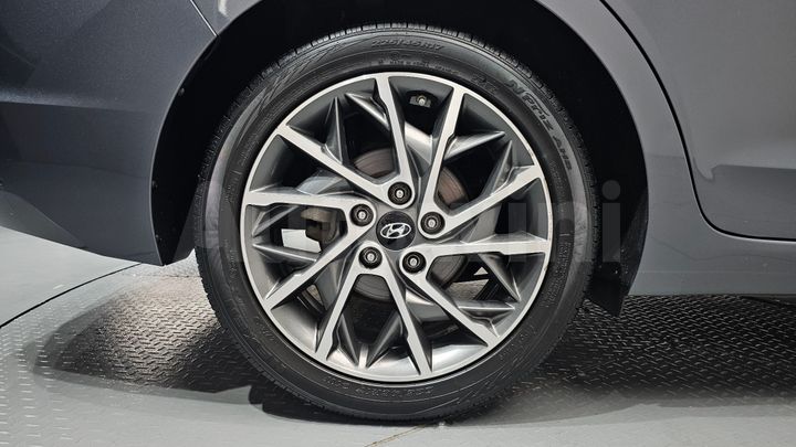 Hyundai Avante 2020 — 4