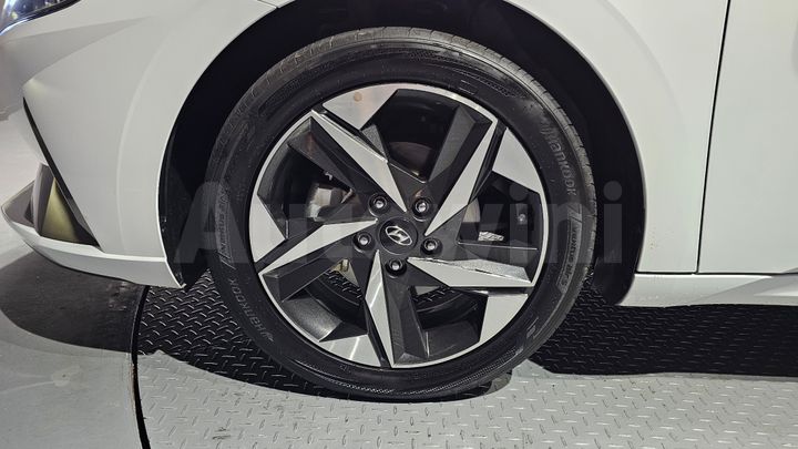 Hyundai Avante 2021 — 5