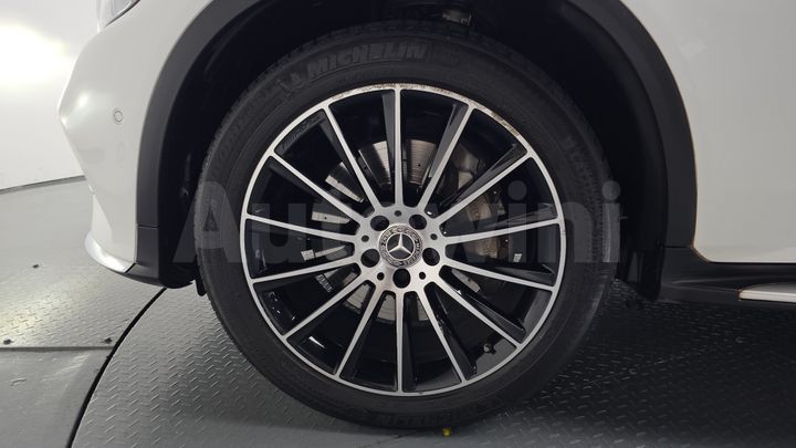 Mercedes Benz GLC Class 2018 — 5