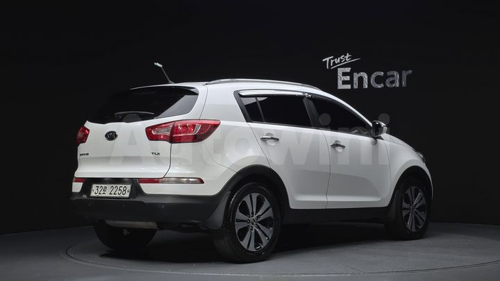 Kia Sportage 2011 — 2