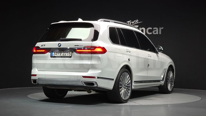 BMW X7 2022 — 3