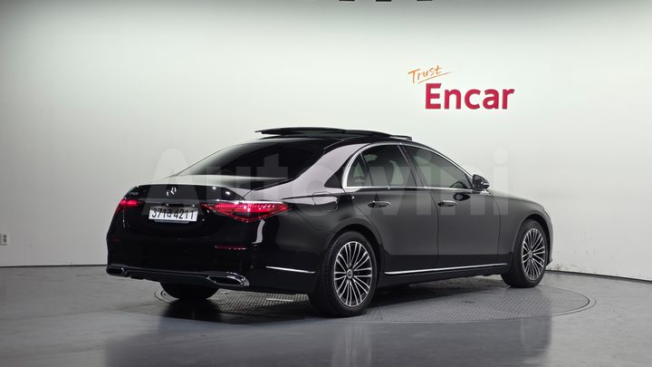 Mercedes Benz S Class 2022 — 2