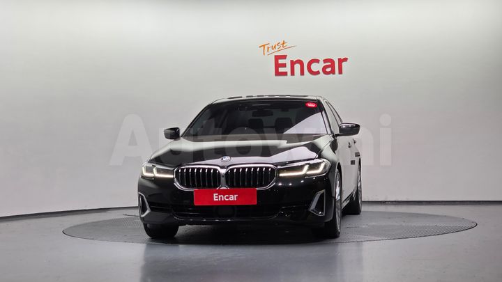 BMW 5 Series 2021 — 3