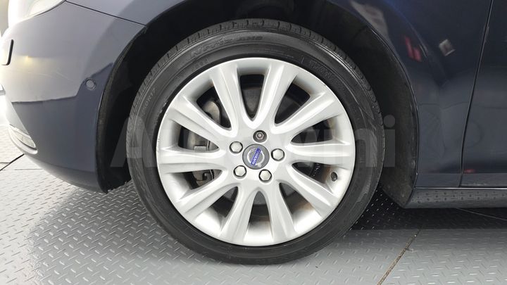 Volvo V40 2016 — 5