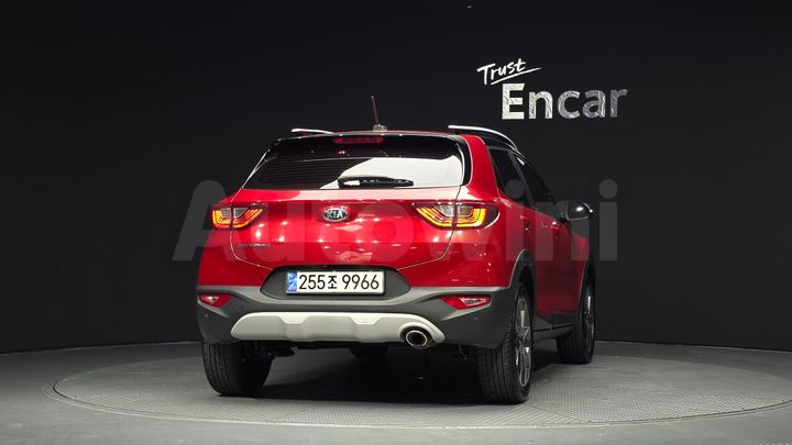 Kia Stonic 2018 — 4