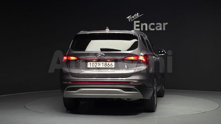 Hyundai SantaFe 2022 — 4