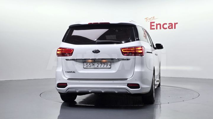 Kia Carnival 2019 — 4
