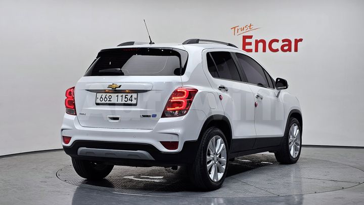 Chevrolet Trax 2018 — 2