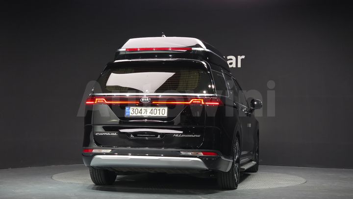 Kia Carnival 2021 — 4