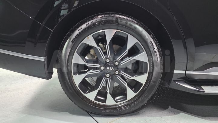 Kia Carnival 2021 — 5