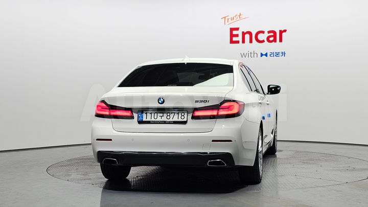 BMW 5 Series 2021 — 4
