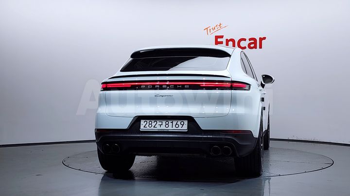 Porsche Cayenne 2024 — 4