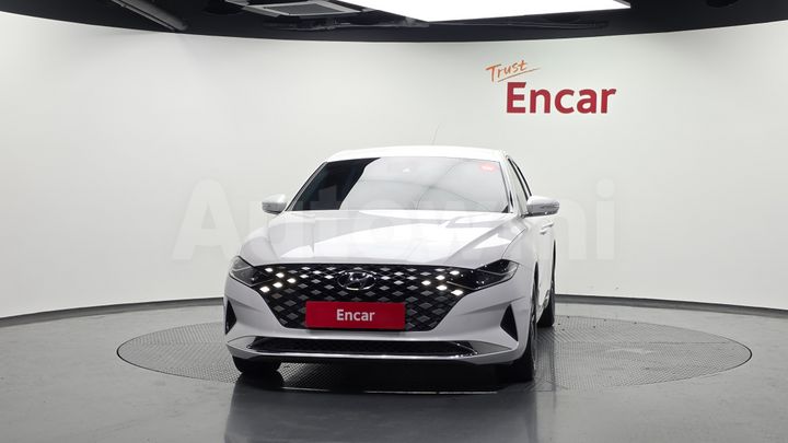 Hyundai Grandeur 2022 — 3