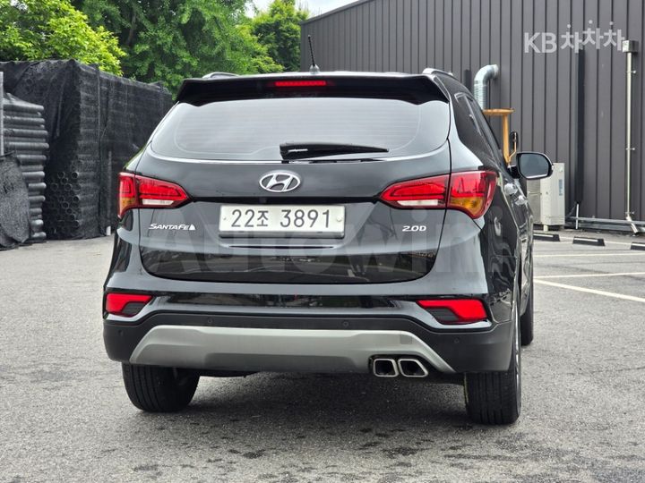 Hyundai SantaFe 2018 — 2