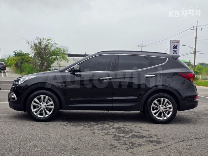 Hyundai SantaFe 2018 — 3
