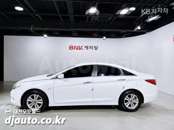 Hyundai Sonata 2010 — 3