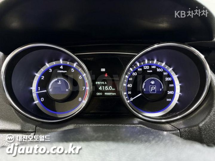 Hyundai Sonata 2010 — 4