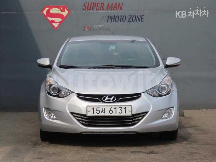Hyundai Avante 2011 — 2
