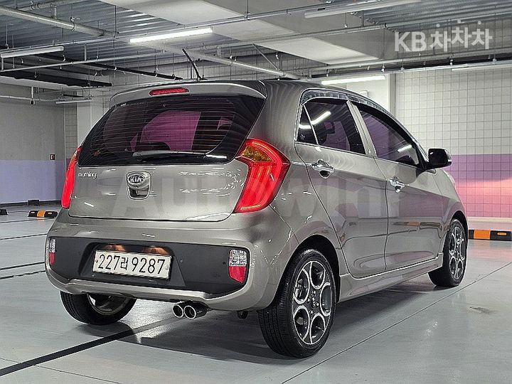 Kia Morning 2012 — 2