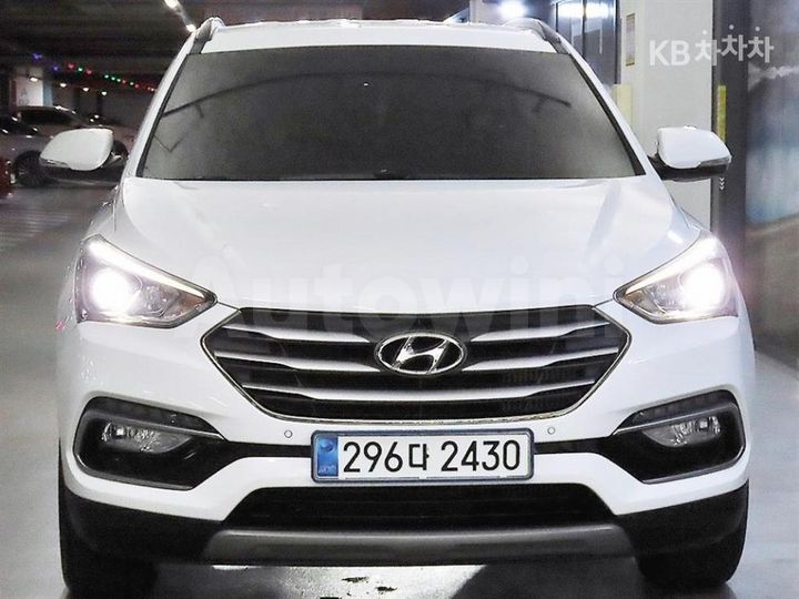 Hyundai SantaFe 2018 — 2