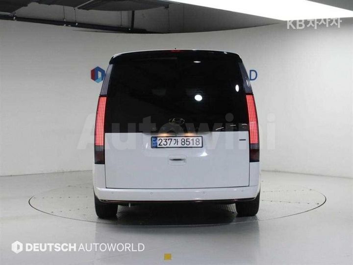 Hyundai Staria 2023 — 4
