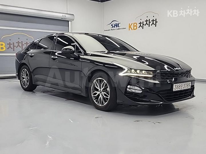 Kia K5 2023 — 4