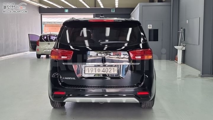 Kia Carnival 2018 — 4