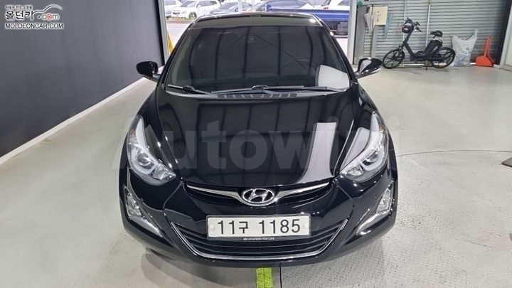 Hyundai Avante 2015 — 3