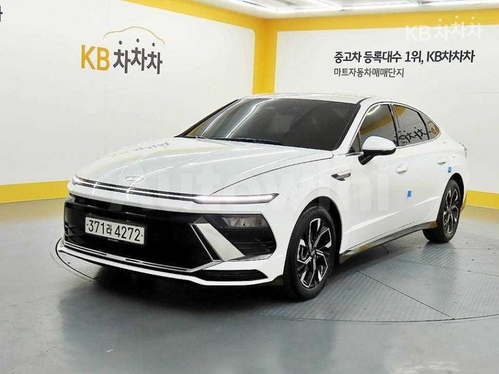 Hyundai Sonata 2025 — 2