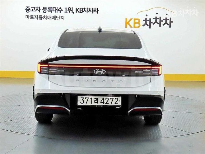 Hyundai Sonata 2025 — 3
